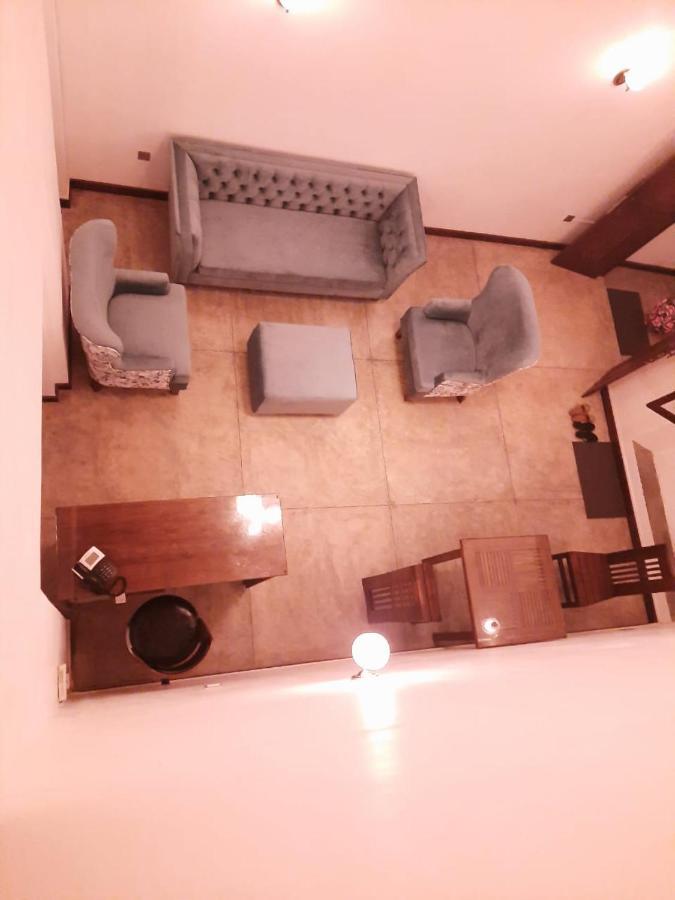 The Dutch Boutique Bed & Breakfast กอลล์ ภายนอก รูปภาพ