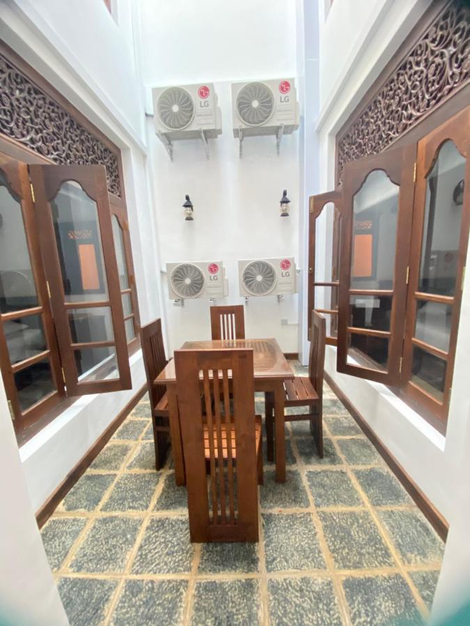 The Dutch Boutique Bed & Breakfast กอลล์ ภายนอก รูปภาพ